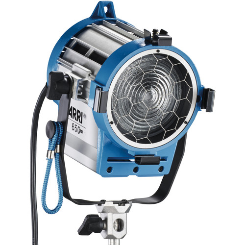 ARRI 650W PLUS TUNGSTEN FRESNEL LIGHT