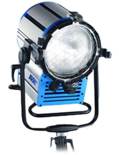 ARRI 2,5kW HMI FRESNEL LIGHT